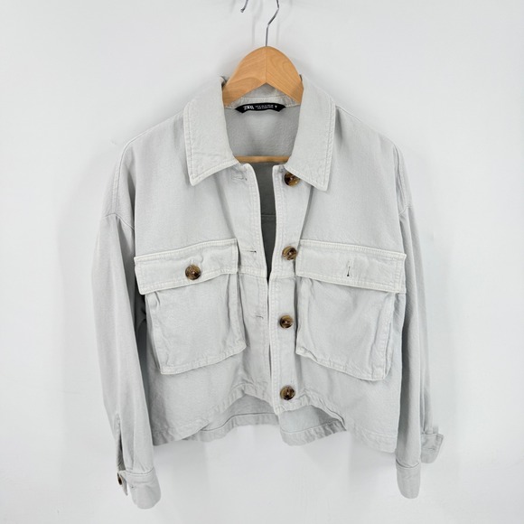 Zara Jackets & Blazers - Zara Denim Jacket Light Gray Medium Cropped Utility Button Front‎ Shacket